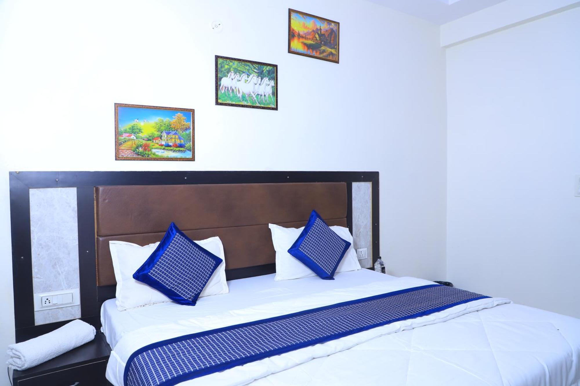 Elite Hotel 2*